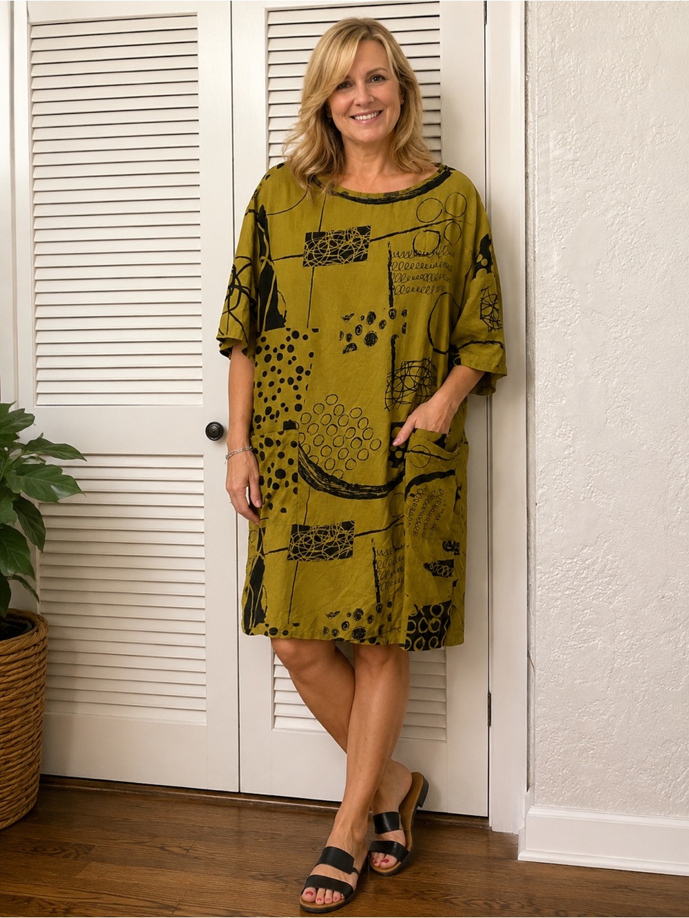 Chalet et Ceci 100% Linen Abstract Art Tunic LARGE made in USA as is (stains )